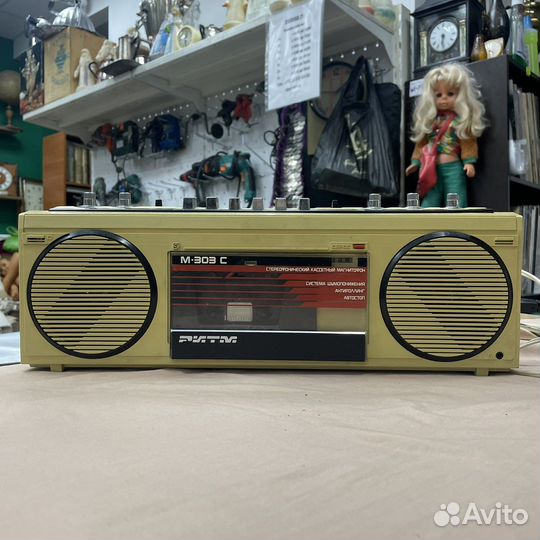 Кассетный магнитофон ритм М-303 (сзр)