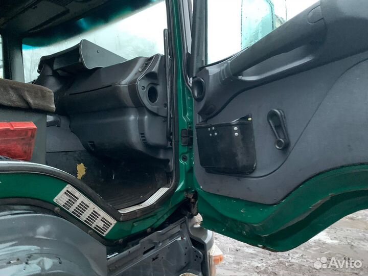 Самосвал 25 м³ Scania P8X400, 2004