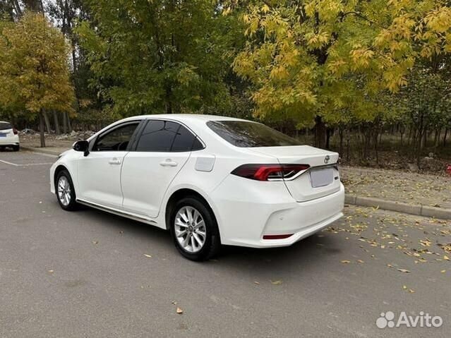 Toyota Corolla 1.2 CVT, 2021, 23 000 км