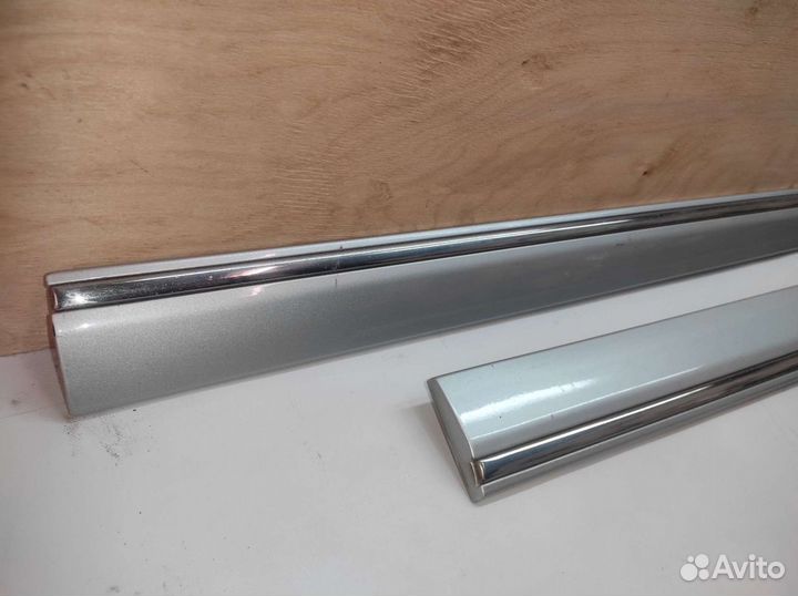 Молдинги на двери Mercedes-Benz W203 2003 правая с