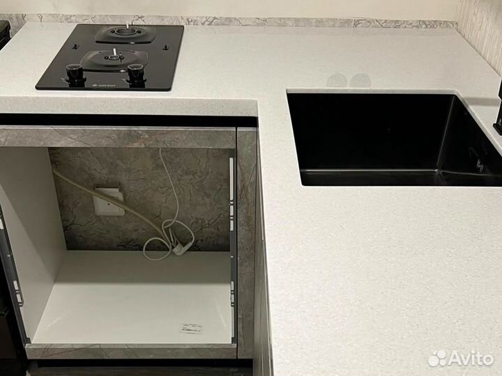 Столешница для кухни Staron Mosaic 320х60