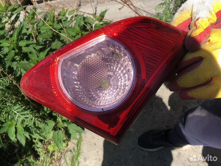 Задний фонарь в toyota corolla 150 кузов