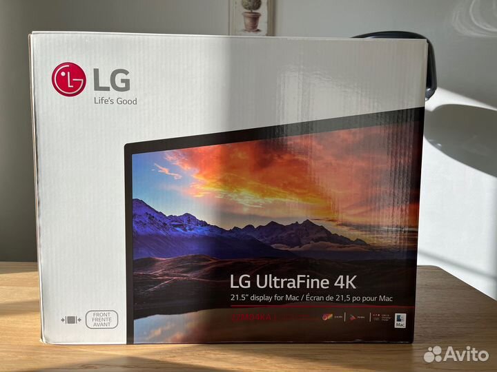 LG UltraFine 4K, Монитор 21.5