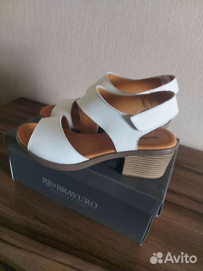 Босоножки натуральная кожа