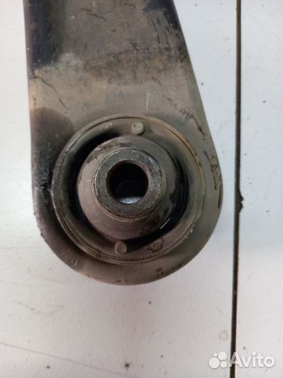 Mitsubishi Outlander ll рычаг передний левый