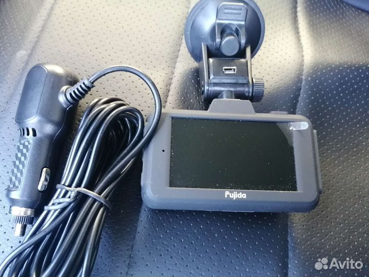 Fujida Karma Duos видеорегистратор