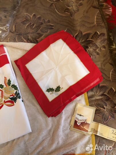 Скатерть с салфетками