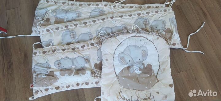 Бортики в детскую кроватку с балдахином