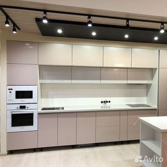 Кухонный гарнитур на заказ. Кратчайшие сроки