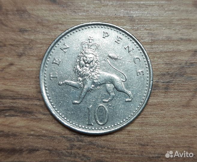 Монета 10 пенсо 1992