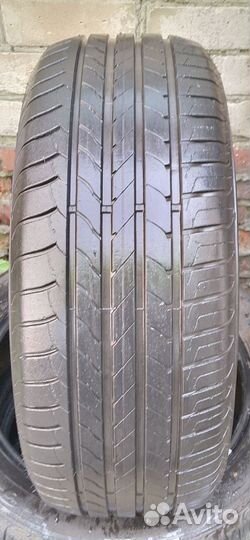 Goodyear EfficientGrip 235/55 R17 99Y