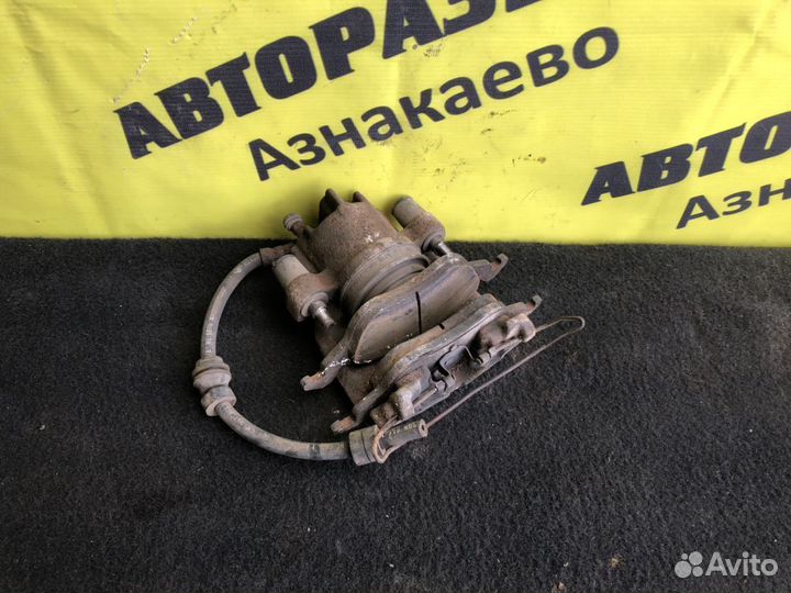 Суппорт передний левый Ford Focus 1