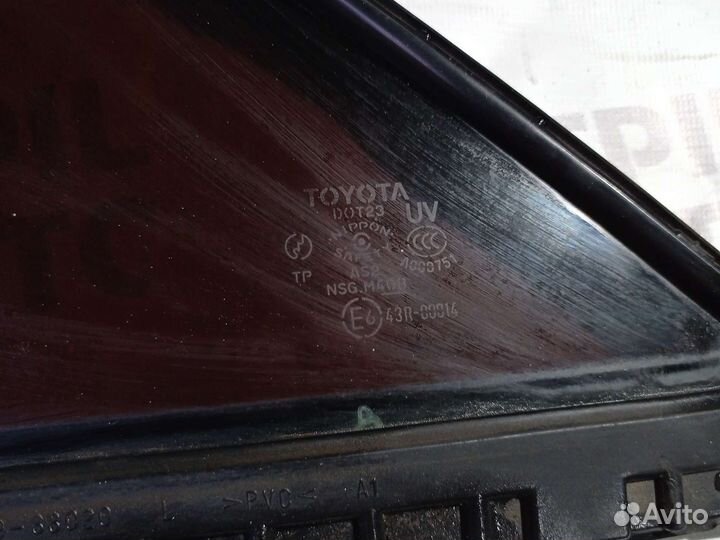 Форточка задняя левая Toyota Camry 30
