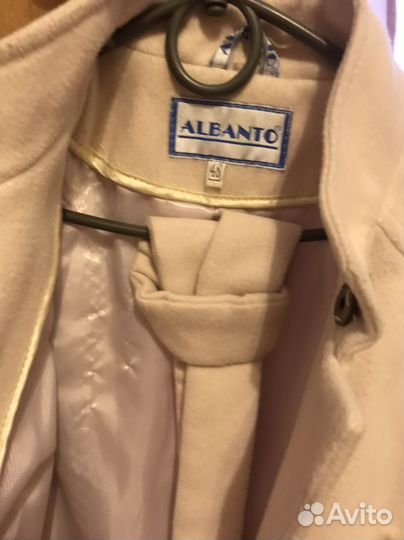 Пальто женское 46 48