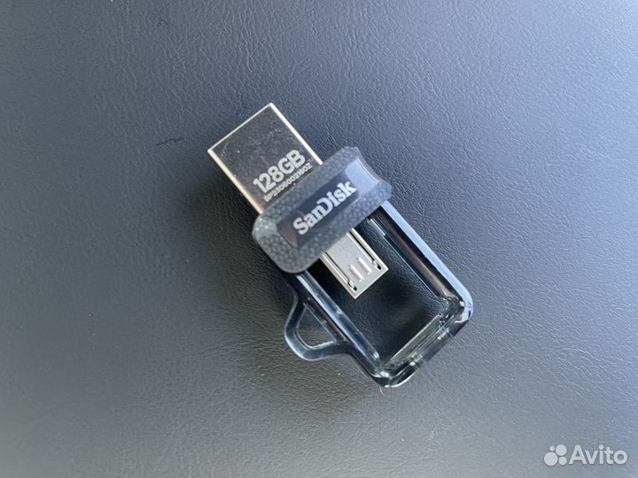Новвй Sandisk Ultra Dual Drive m3.0