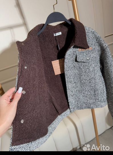 Бомбер женский miu miu