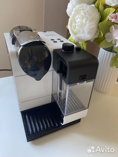 Капсульная кофемашина delonghi nespresso