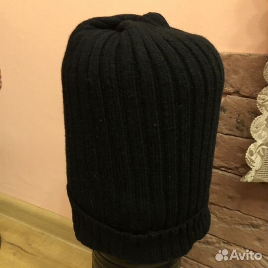 Sisley шапка оригинал