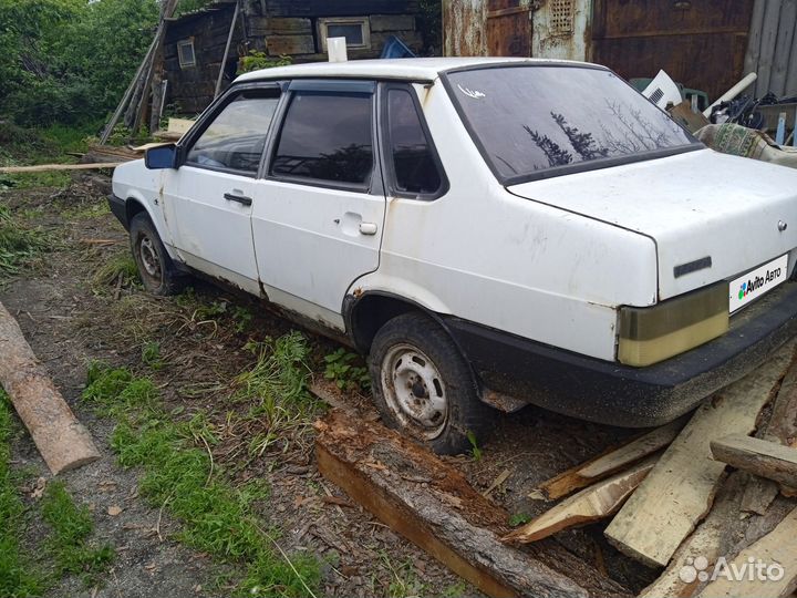 ВАЗ 21099 1.5 МТ, 1993, 150 000 км