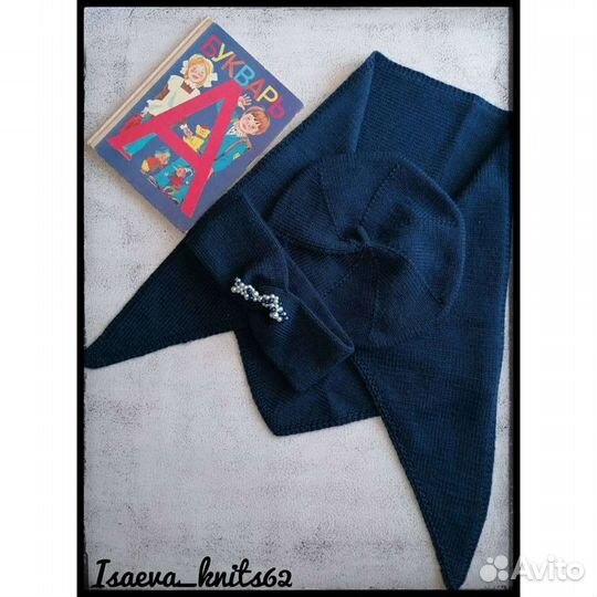 Вязаный комплект для девочки
