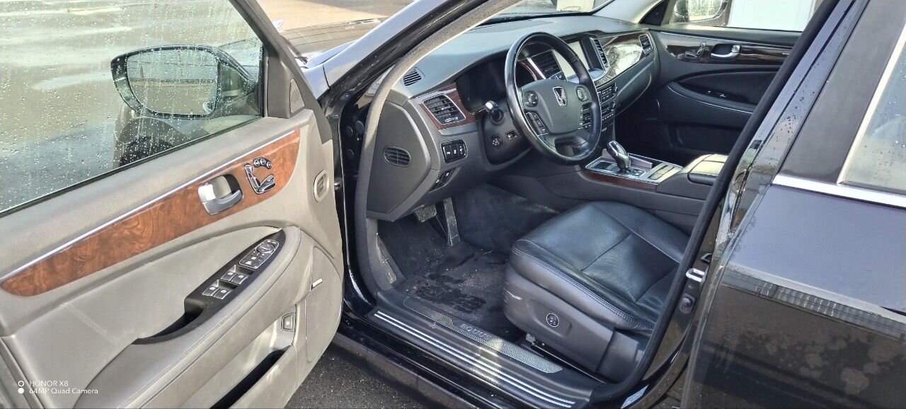 Hyundai Equus: фото владельца