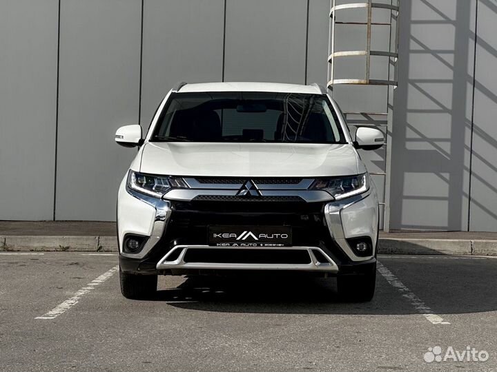 Mitsubishi Outlander 2.0 CVT, 2019, 93 400 км