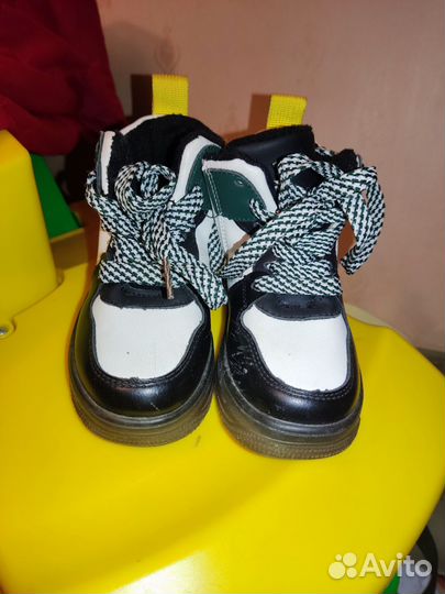 Демисезонные ботинки 26 р