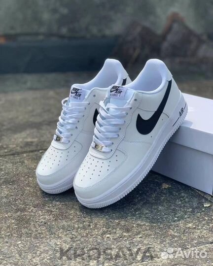 Nike Air Force Lux