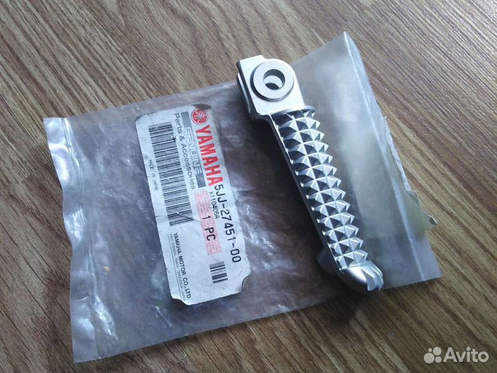 Новая оригинальная подножка Yamaha R1