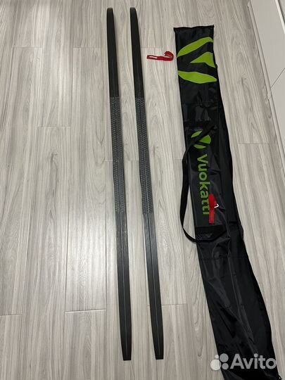 Беговые лыжи с насечками