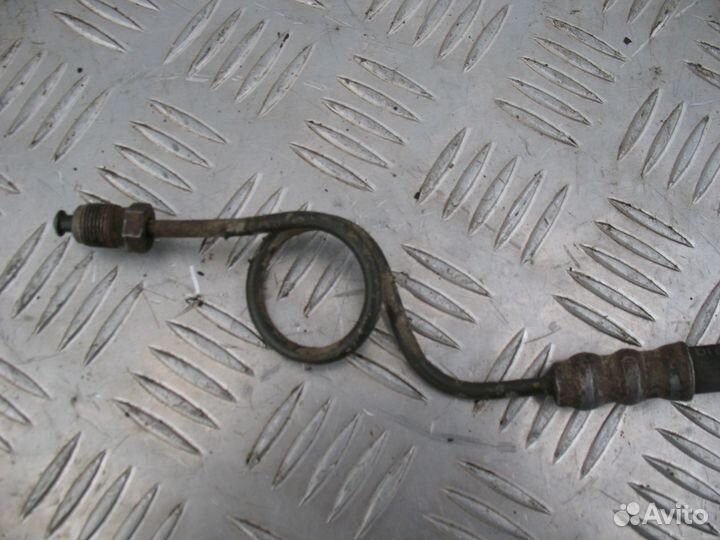 Трубка цилиндра сцепления Volkswagen Golf 3 1992г