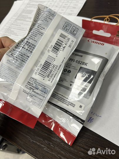 Картриджи PFI-102BK