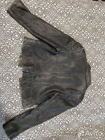 Женская кожаная куртка