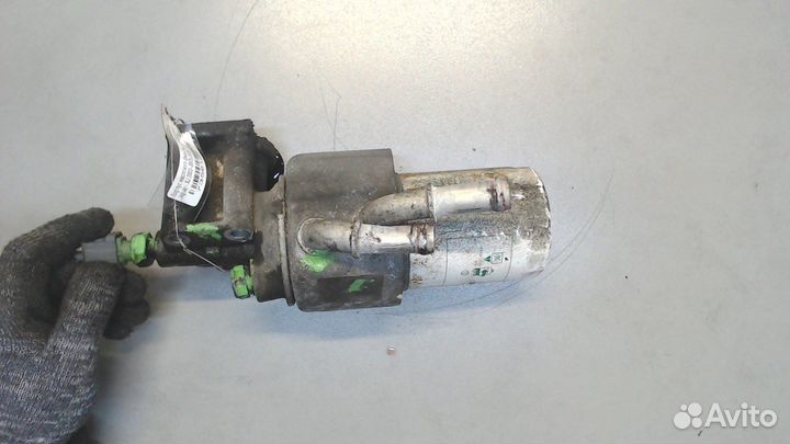 Корпус масляного фильтра Jaguar XJ 2003–2008, 2005