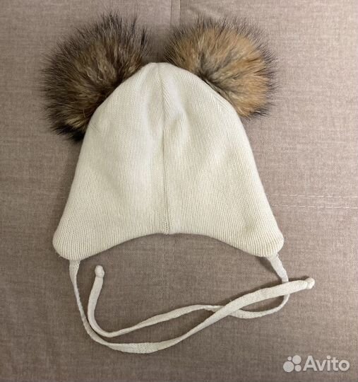 Шапка зимняя с натуральными помпонами