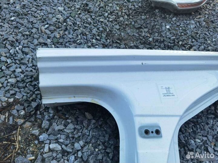 Центральная стойка кузова Citroen C4 седан 1.6