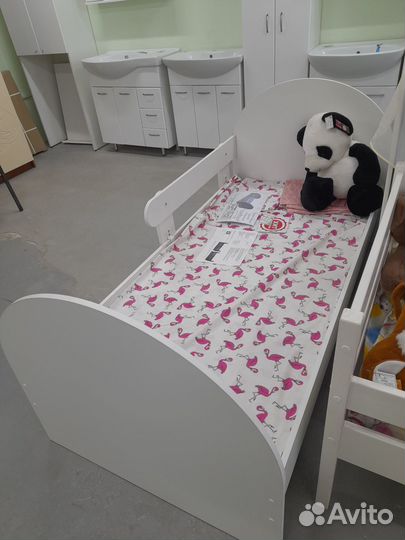 Кровать подростковая