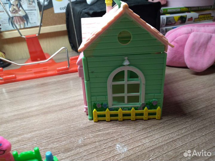 Домик кукольный