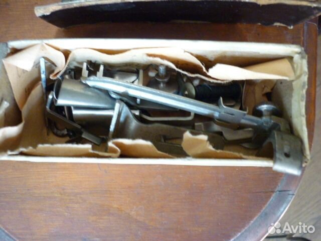 Швейная машинка Singer антикварная