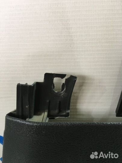 Обивка центральной стойки LADA vesta 1.6 мт седан