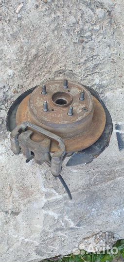 Ступица задняя правая Toyota Mark 2 кузов 100