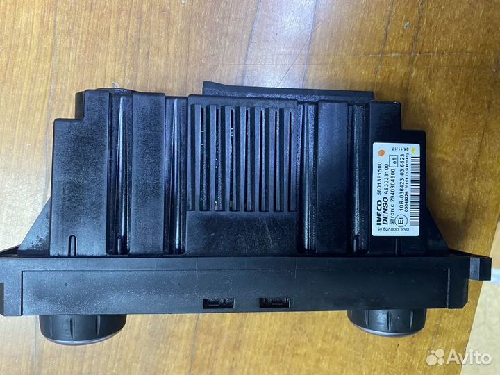 5801361500 блок упр климатом Iveco Stralis 2018г
