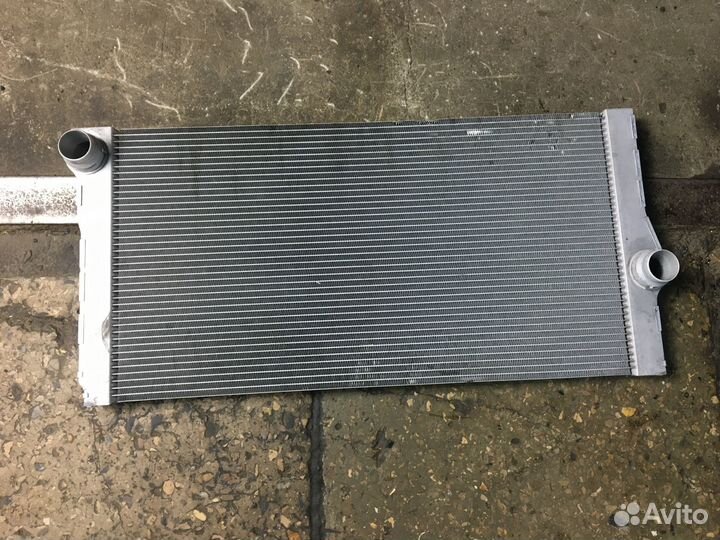 Радиатор охлаждения BMW 520d F10 N47N