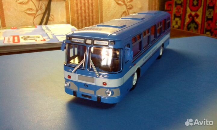 Модель автобуса лиаз-677