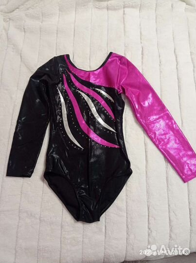 Купальник гимнастический черный