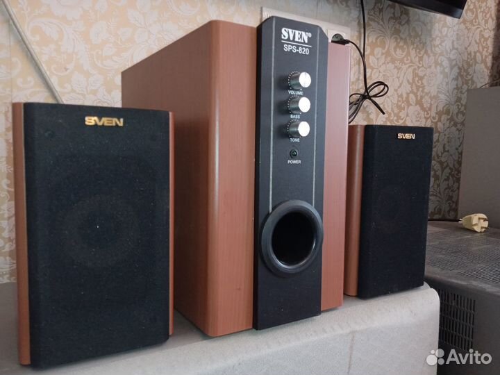 Активные колонки 2.1 sven sps 820 (38 Вт)