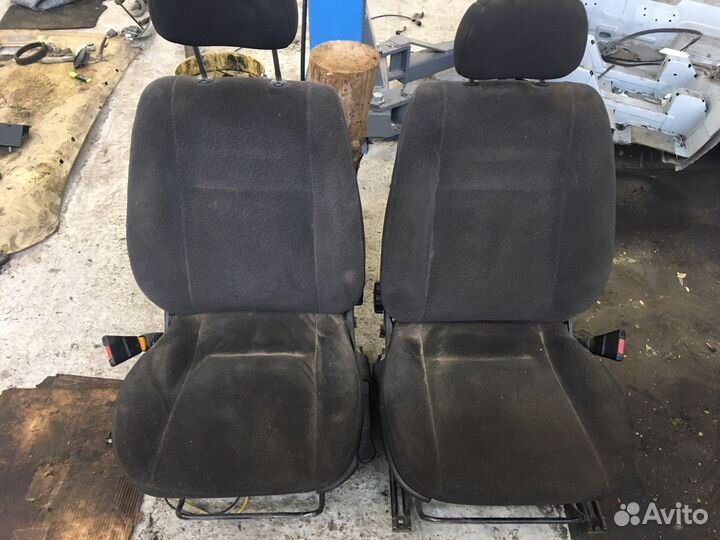 Комплект сидений Opel Zafira A (2321)