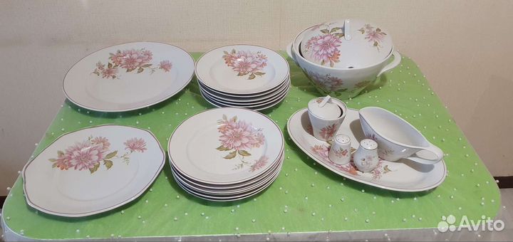 Набор столовой посуды