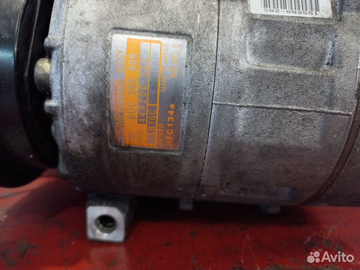 Компрессор кондиционера Volkswagen Passat B5 1.6