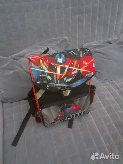 Ранец школьный для мальчика новый